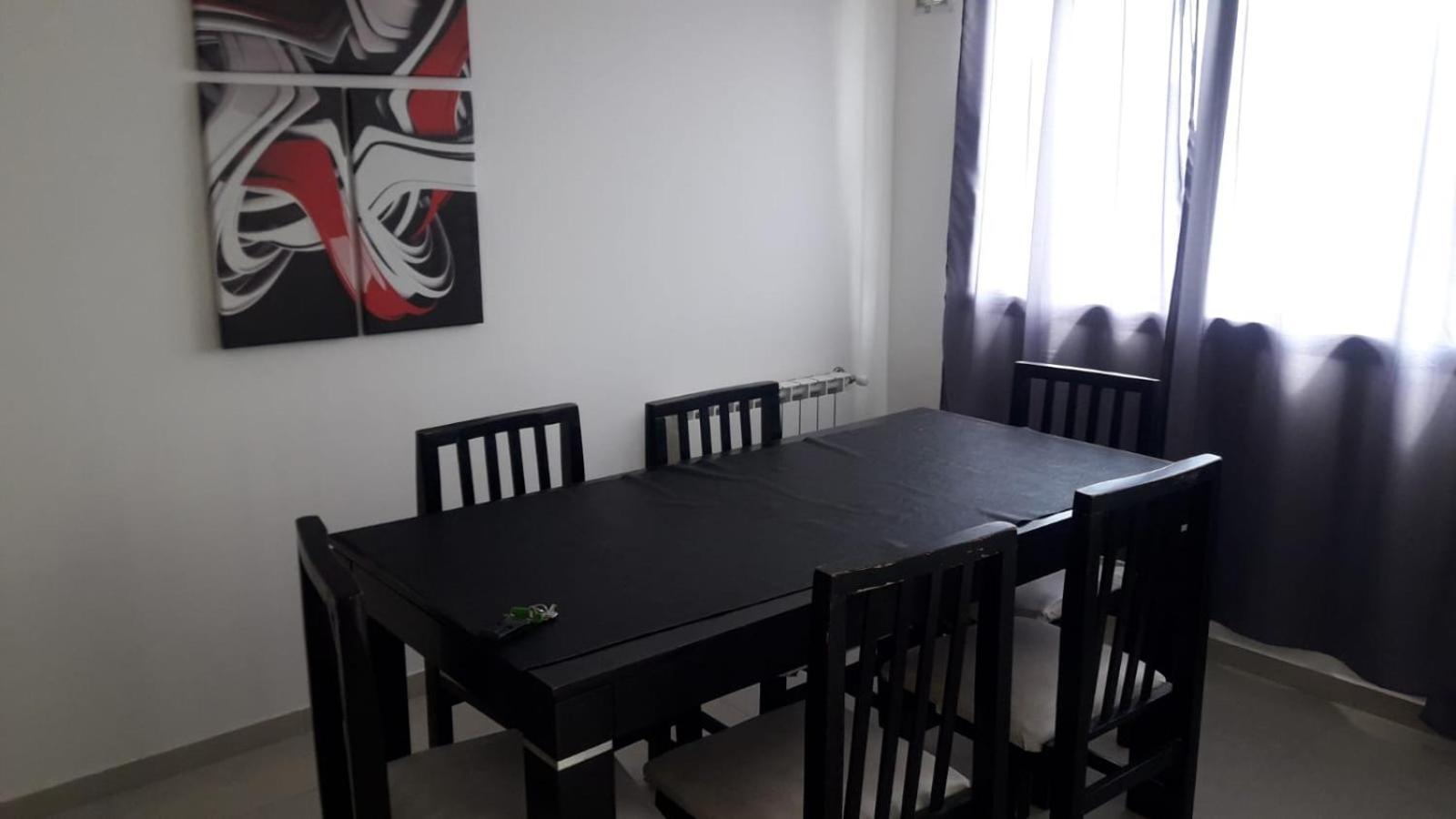 San Humberto Apartment *